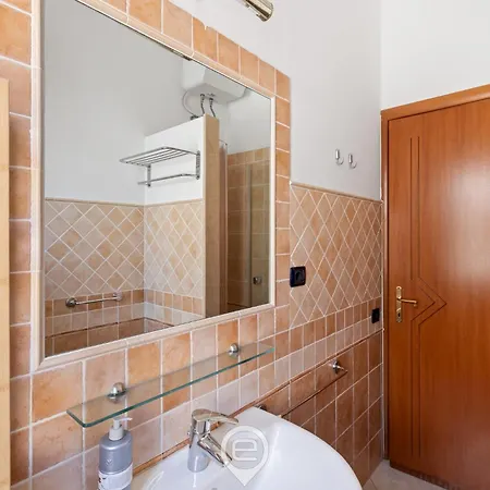 Estay - Is Feminas 26 - On The Bari Sardo